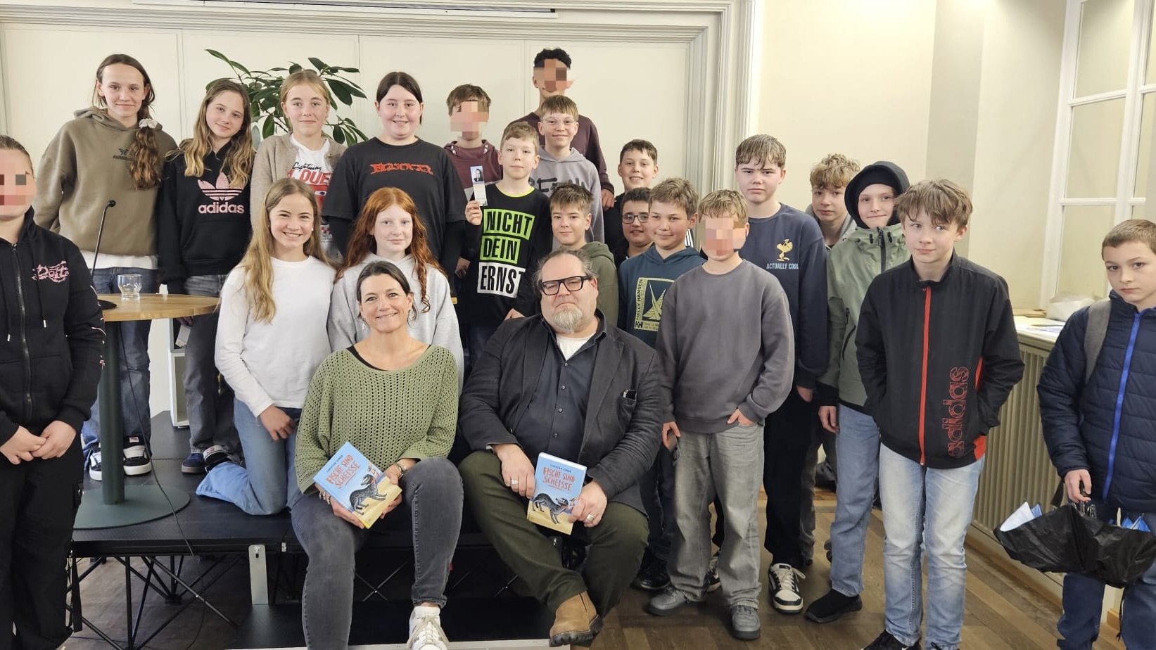 Klasse 6a trifft Christian Linker – Autorenlesung im Falkenhaus